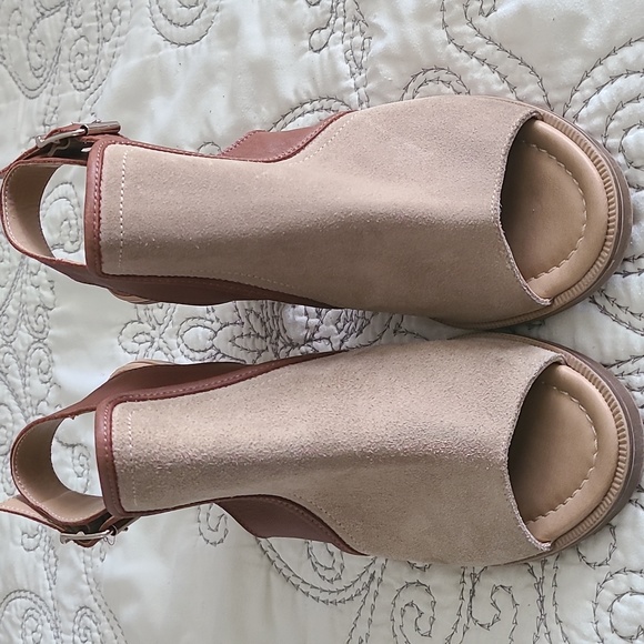 SOLD - Picture 6 of 10